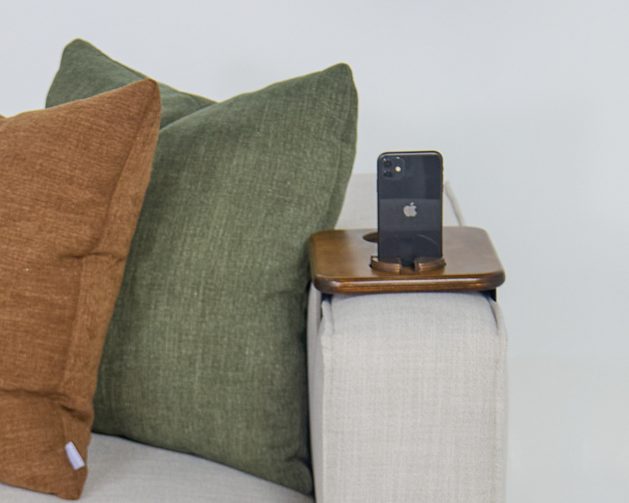 Zola Arm Table