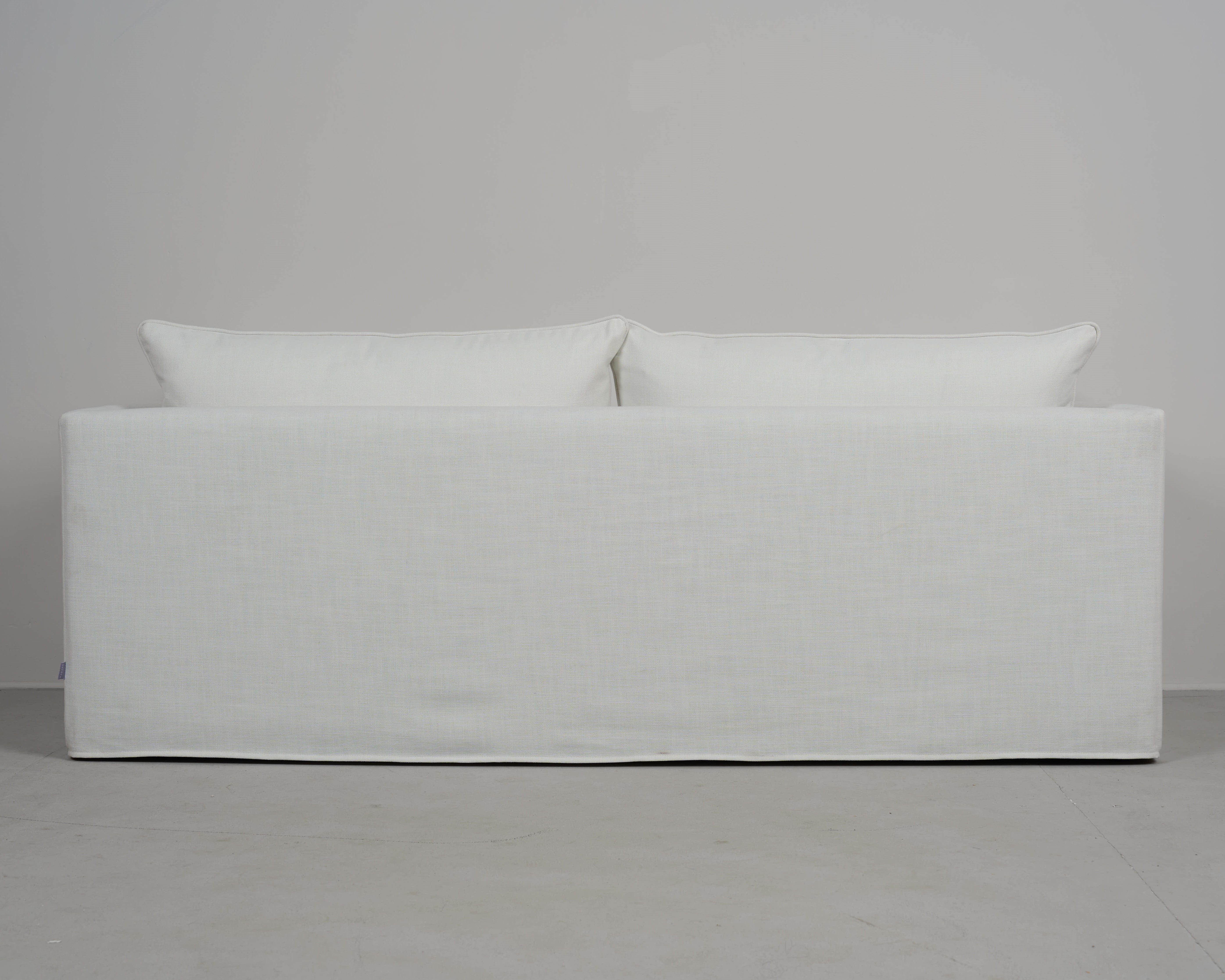 Lira Luxe Slipcover 3 Seater *